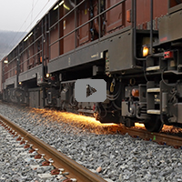 Grinding train